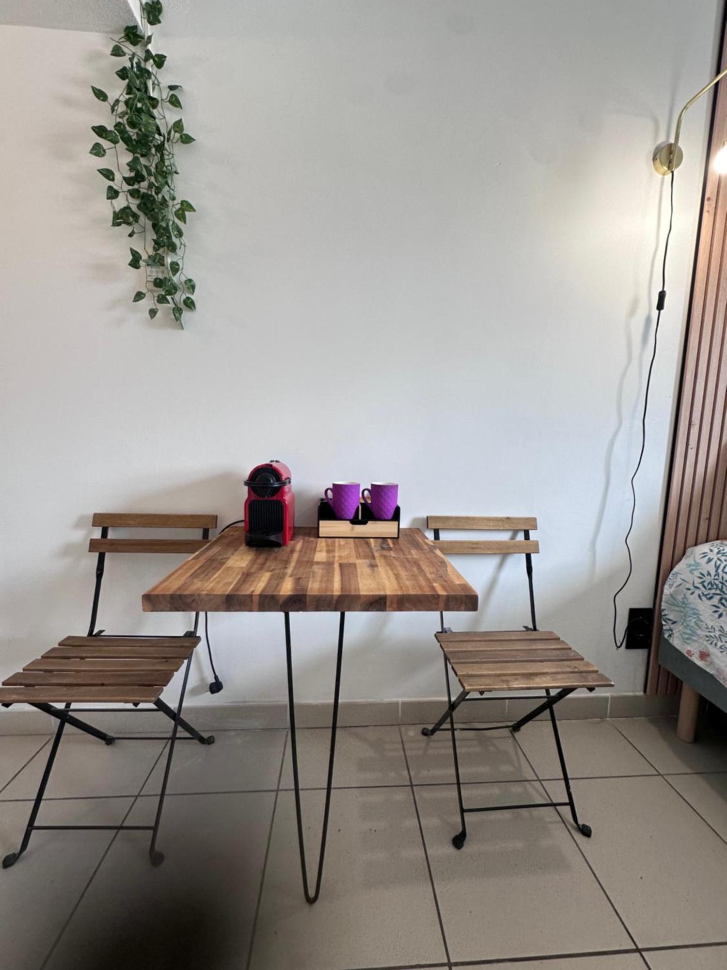 Charmant Studio Le Clos D'Aix Parking Prive Gratuit Et Piscine Aix-en-Provence Exterior foto